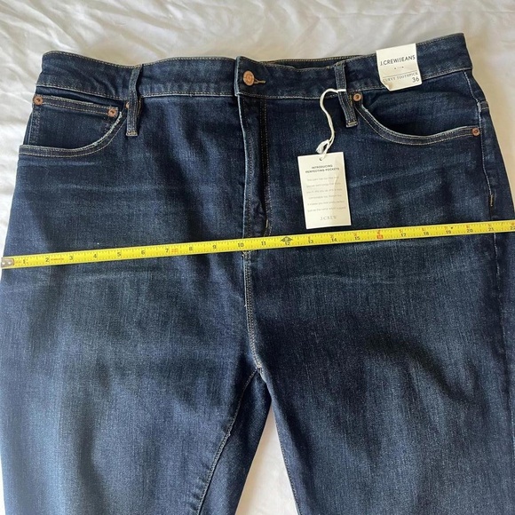 NWT J.Crew‎ Dark Wash Slim Fit Frayed Hem Womens Jeans Size 36 - Picture 4 of 6